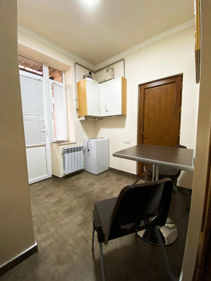 Domino Yerevan Hostel And Hotel 外观 照片