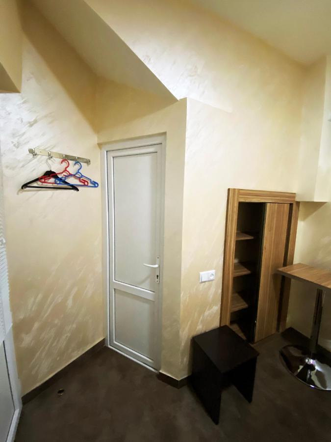 Domino Yerevan Hostel And Hotel 外观 照片