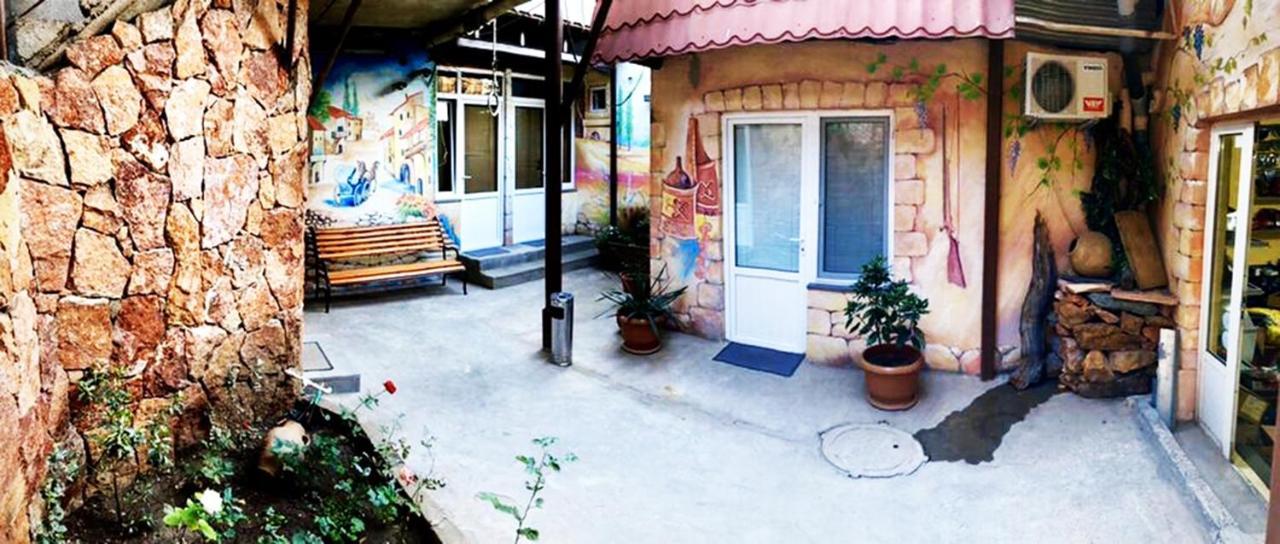 Domino Yerevan Hostel And Hotel 外观 照片