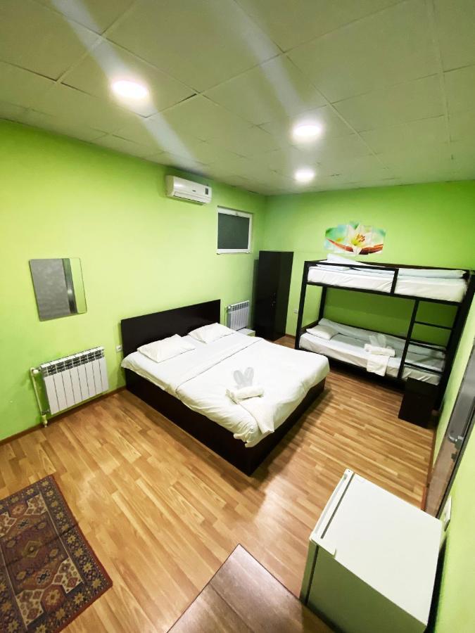 Domino Yerevan Hostel And Hotel 外观 照片