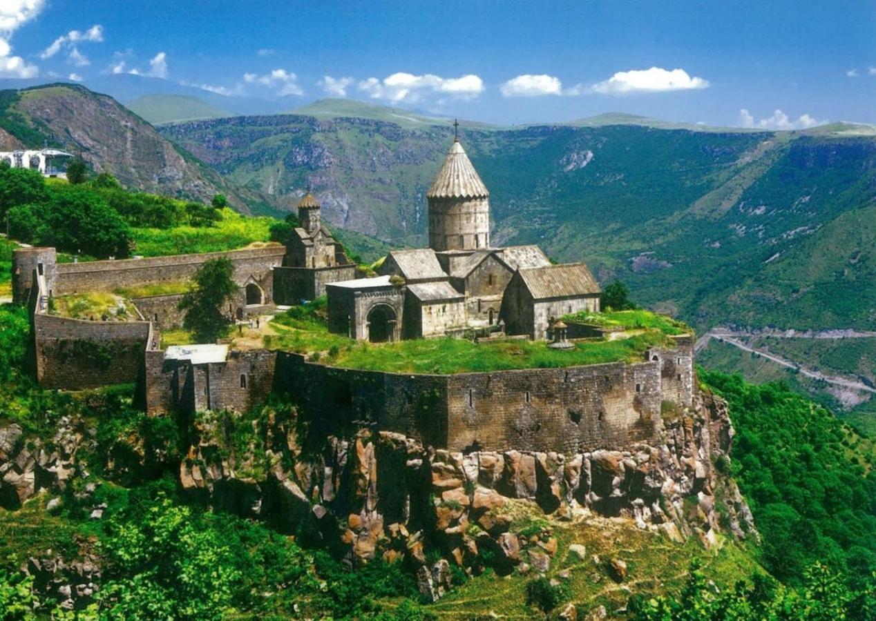 Domino Yerevan Hostel And Hotel 外观 照片